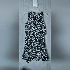 Banana  Republic size 2 Petite sleeveless  dress black cram cheetah print.